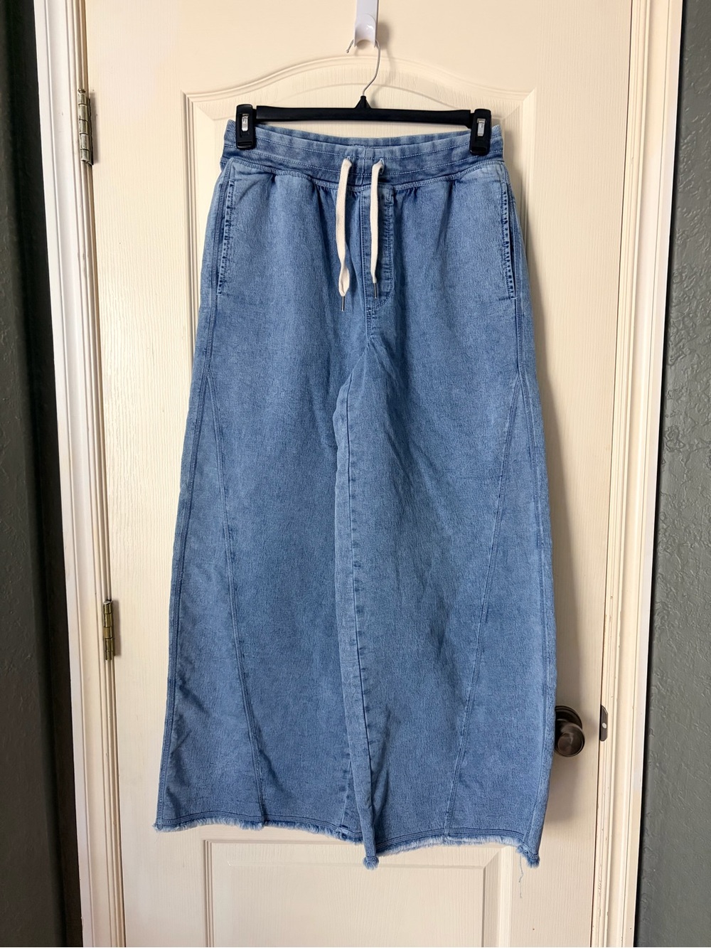 Aerie Soft Landing Wide Leg Light Blue Jean style Trousers, Drawstring, M - Picture 5 of 15